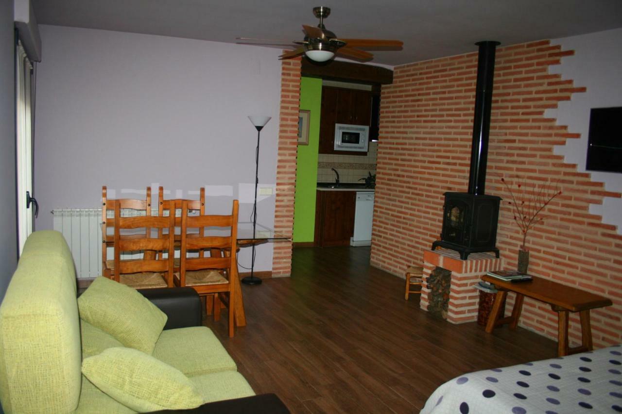 Apartamentos Rurales Senora Clara Arbancon Eksteriør bilde