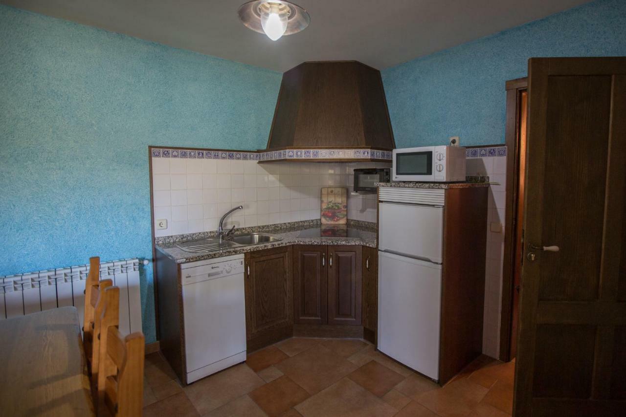 Apartamentos Rurales Senora Clara Arbancon Eksteriør bilde